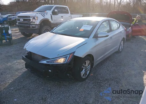 2019 Hyundai Elantra Sel z USA, uszkodzony, nr VIN KMHD84LFXKU746335